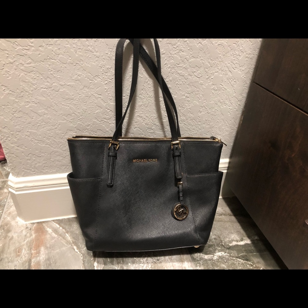 Black Micheal Kors